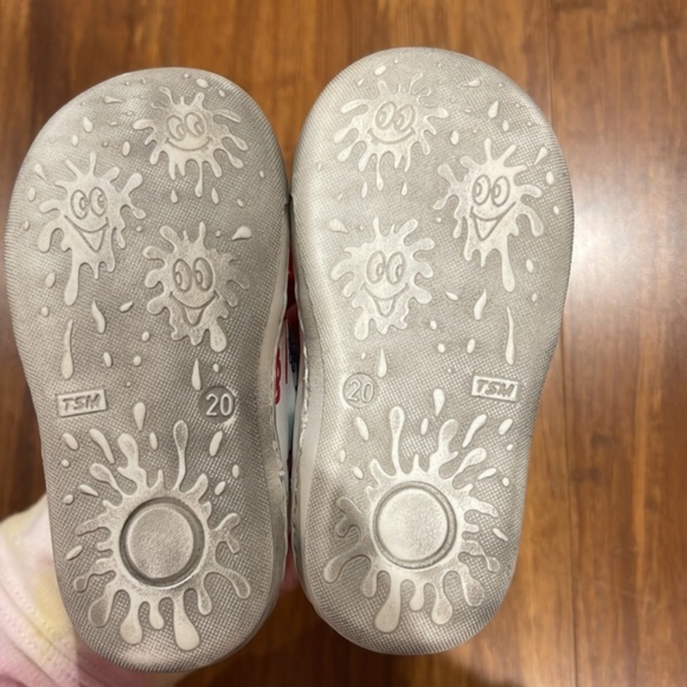 Panda Shoes - Picture 5 of 5